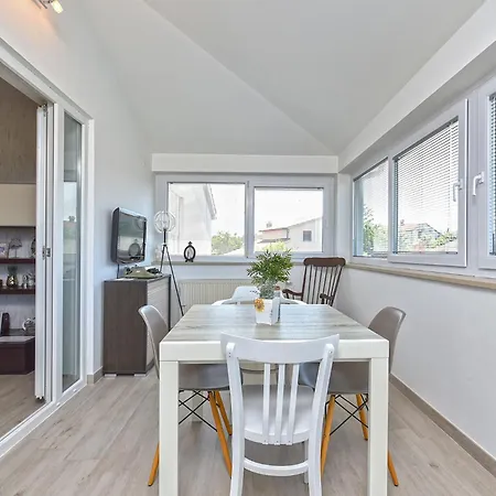 아파트 Sandra 2389 *