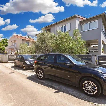 Sandra 2389 Апартаменты *