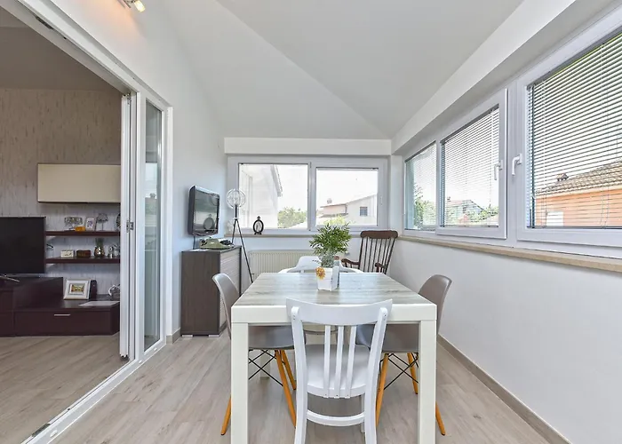 Appartement Sandra 2389 *