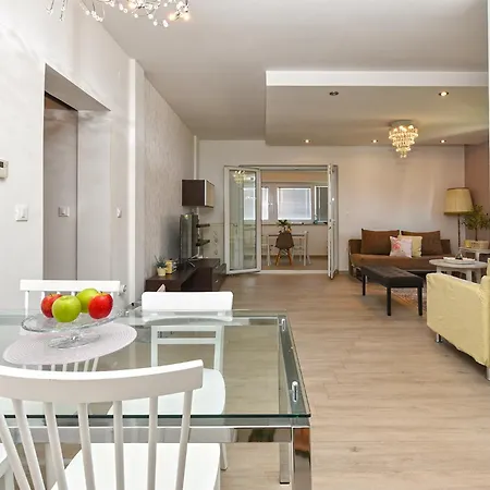 Sandra 2389 Διαμέρισμα *