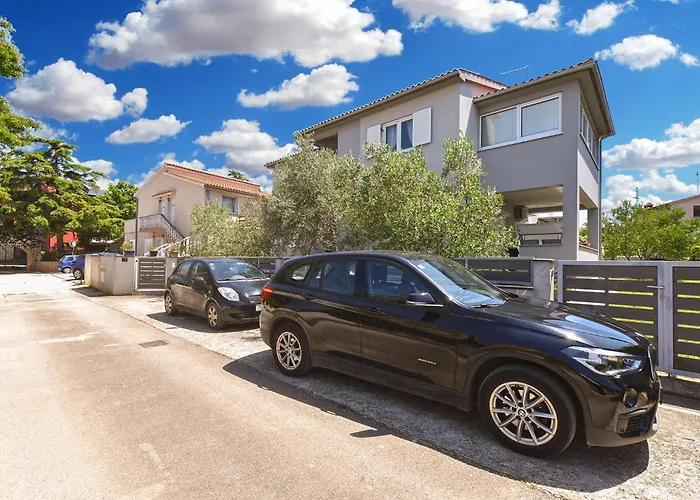 Sandra 2389 Διαμέρισμα *